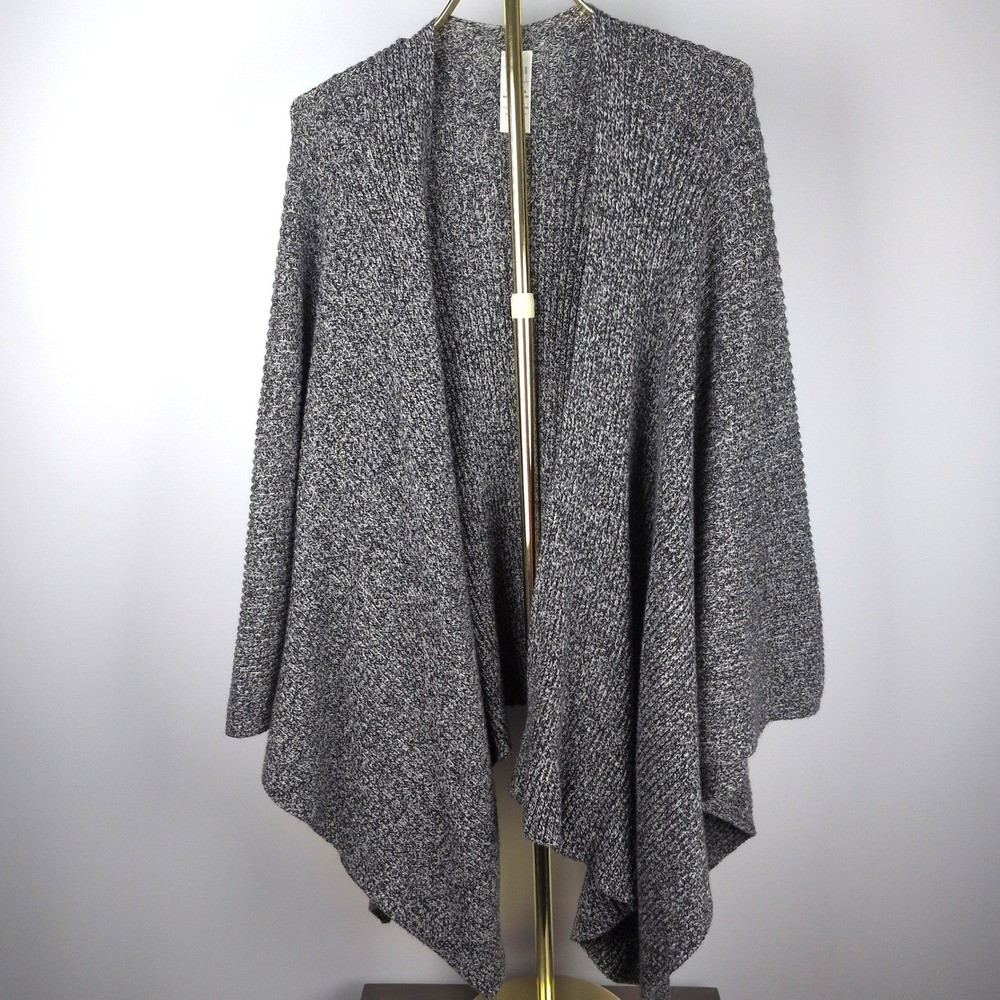 Time and Tru Women One Size Wrap Cardigan Black White Marled Knit Poncho Hem